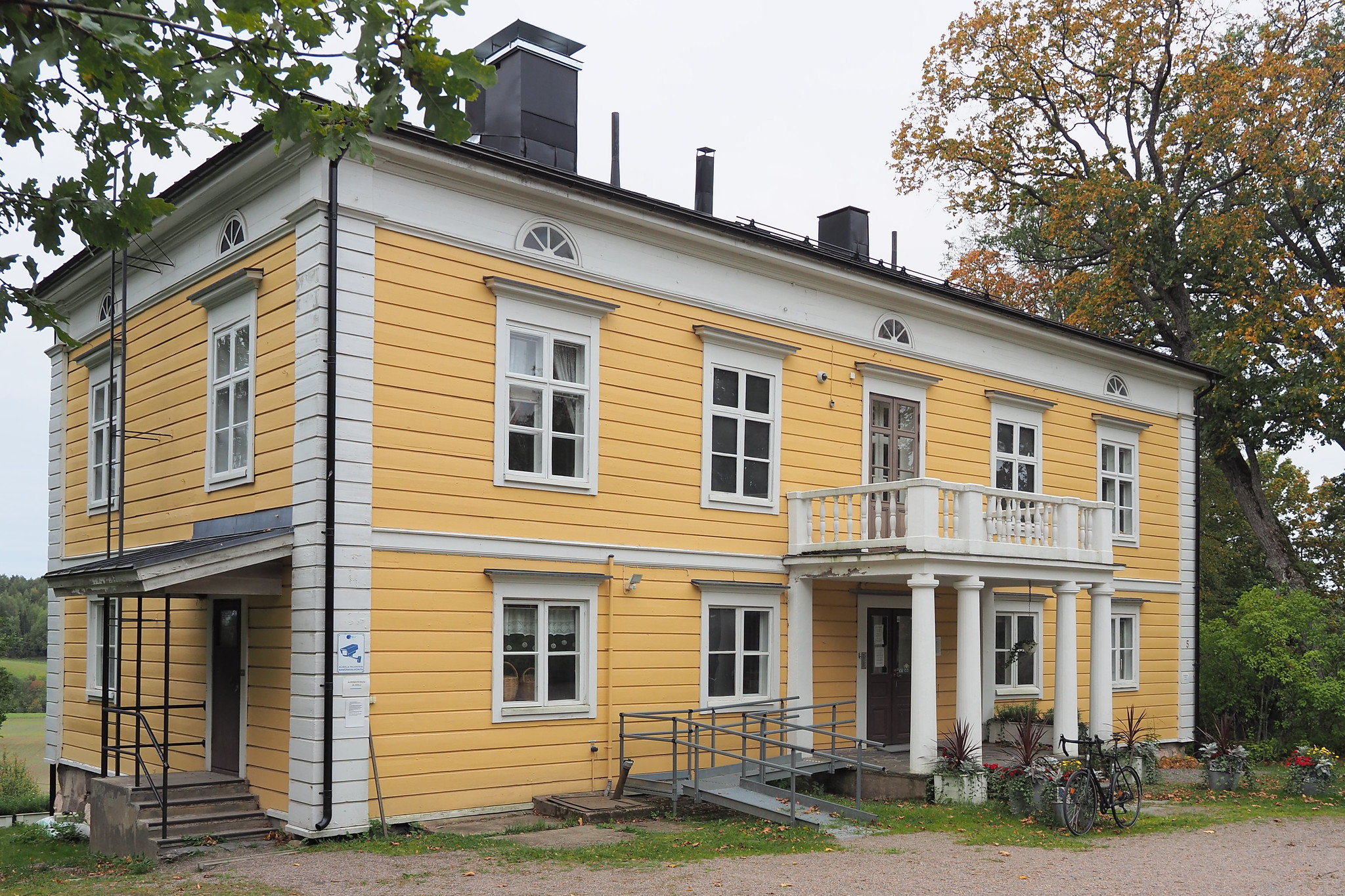 Villat ja kartanot